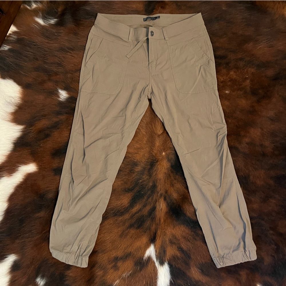 10/Prana Capri